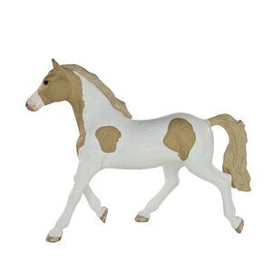 Schleich Paint Mare Pinto Horse 2018 Animal Figure 13884 Farm Toy